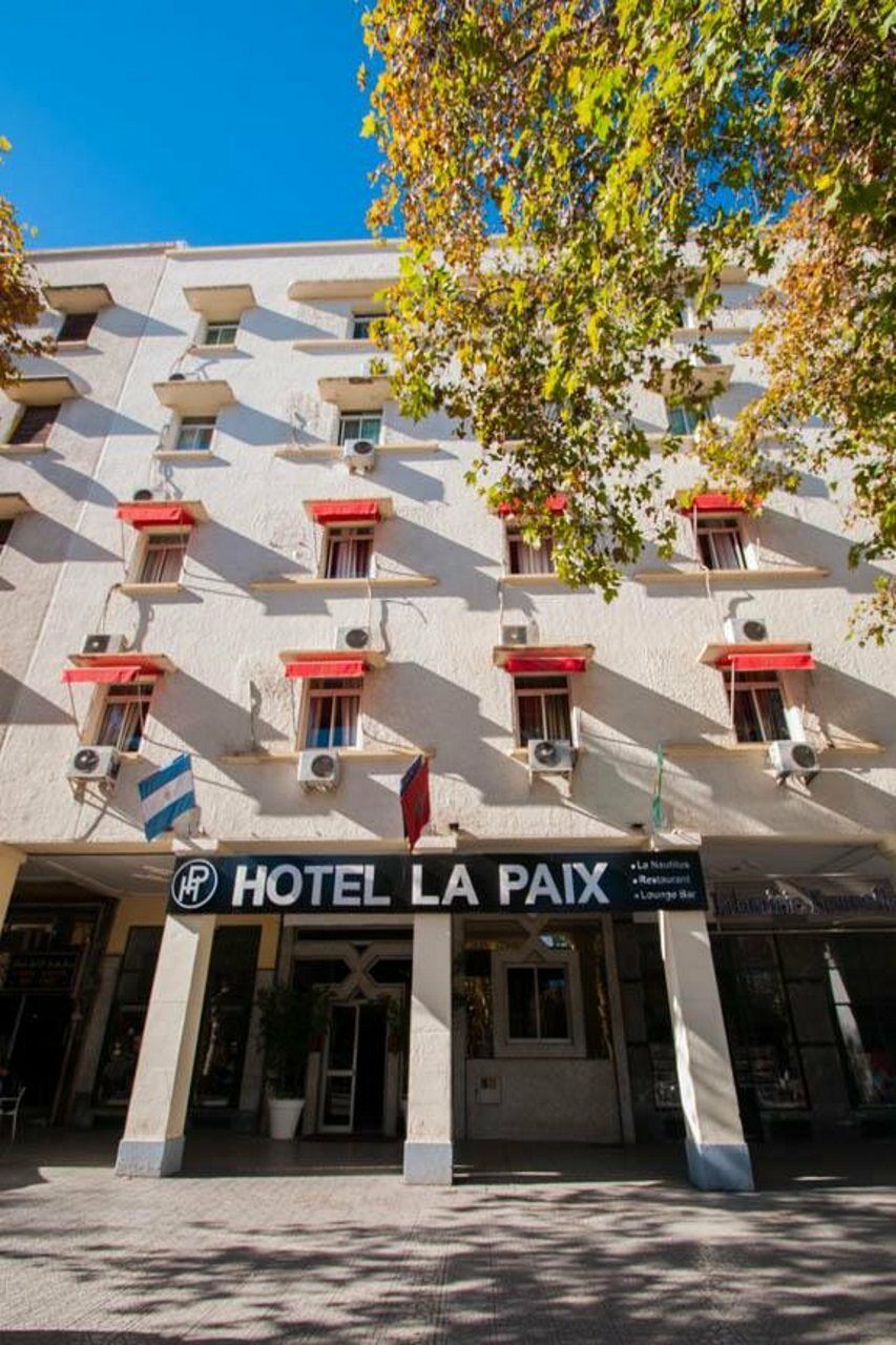 Hotel De La Paix Fez Buitenkant foto